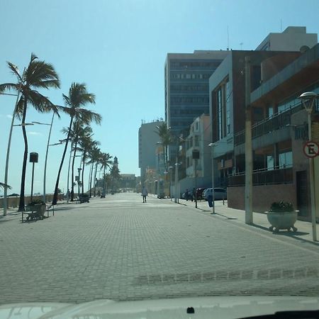 Flat Avenida Oceanica Barra Lägenhet Salvador Exteriör bild